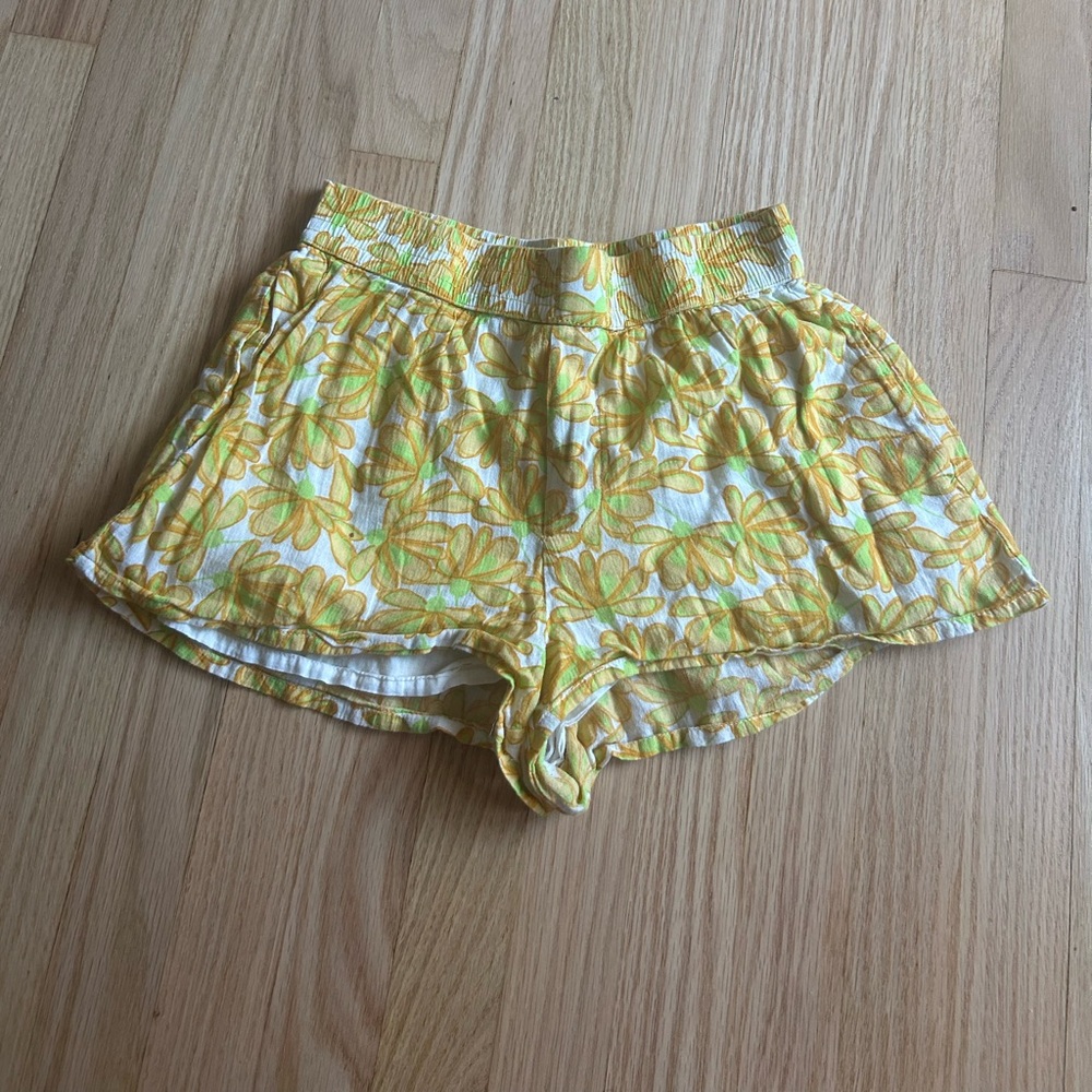 Women’s Zara shorts
